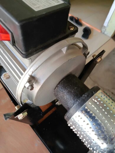 Parut Kelapa Tanpa Mencungkil Batok Kelapa