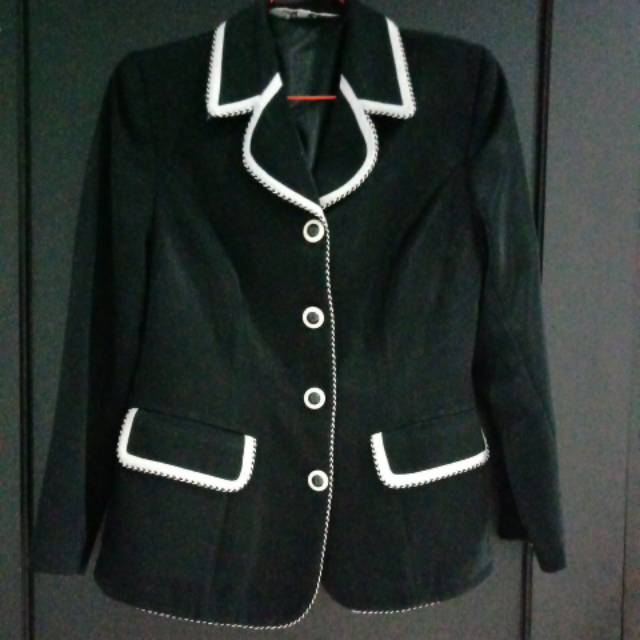 Preloved Jas Kerja Wanita Hitam