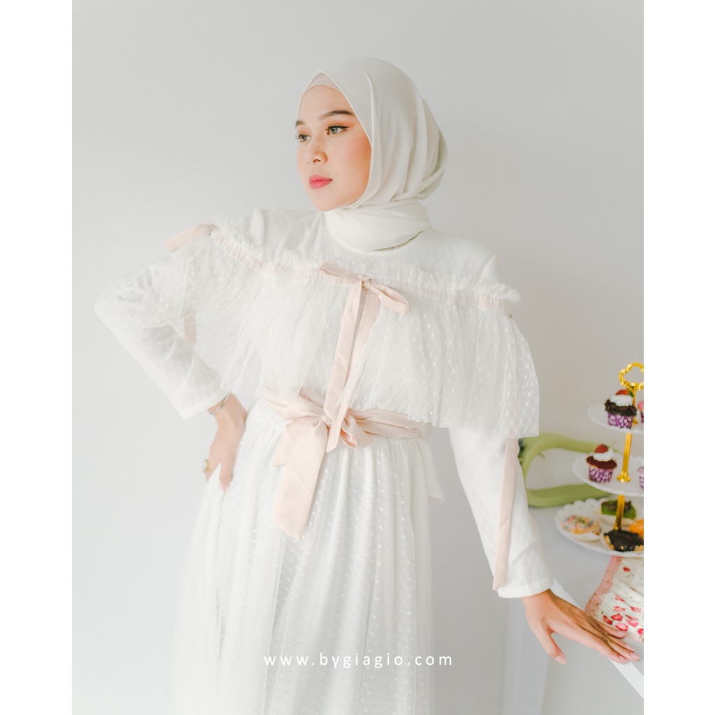 DIANA DRESS BYGIAGIO gaun kondangan dress akad simple gaun wedding pernikahan baju muslim putih dress lamaran elegan pakaian wanita pesta elegan fashion korea dres lebaran cantik anggun mewah nyaman gaun vintage fashion dress bahan tulle dotty pita furing