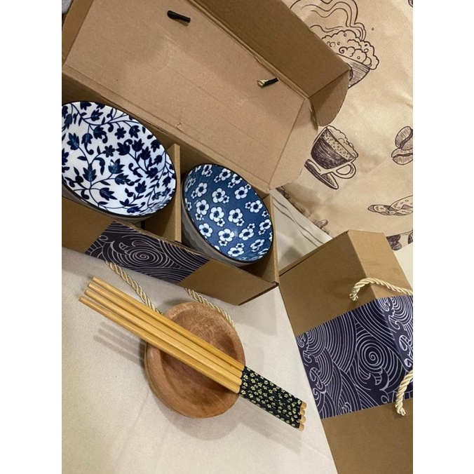 

Premium Product!!! Japanese Theme Gift Set Of 2 Hampers With Chopstick New Box Wisuda - Paling Dicari