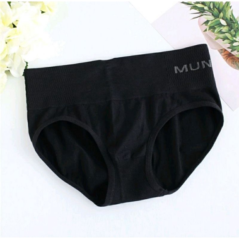 CD celana dalam wanita one size MUNAFIE
