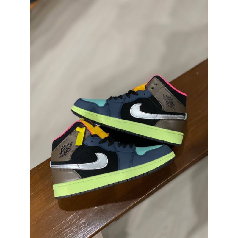 NIKE AIR JORDAN 1 BIO HACK