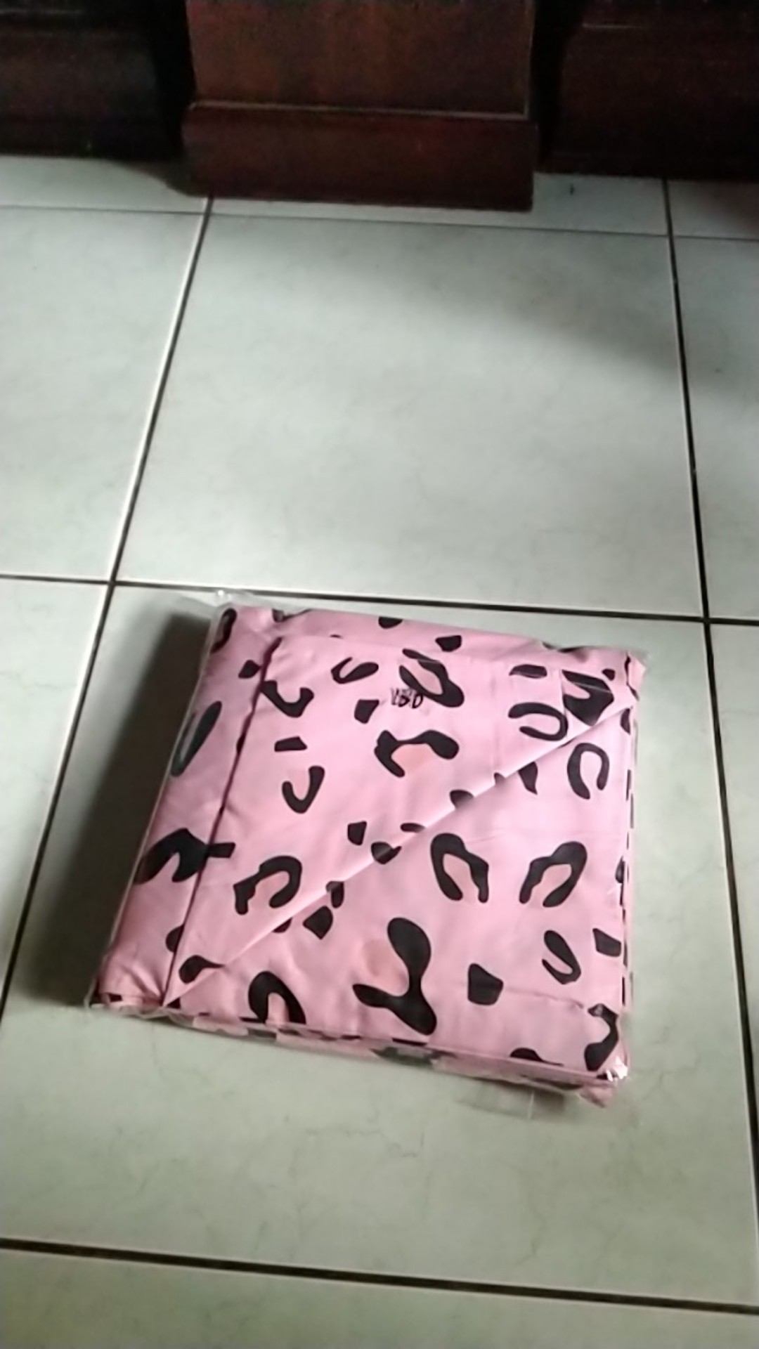 Sprei Magenta Leopard Pink