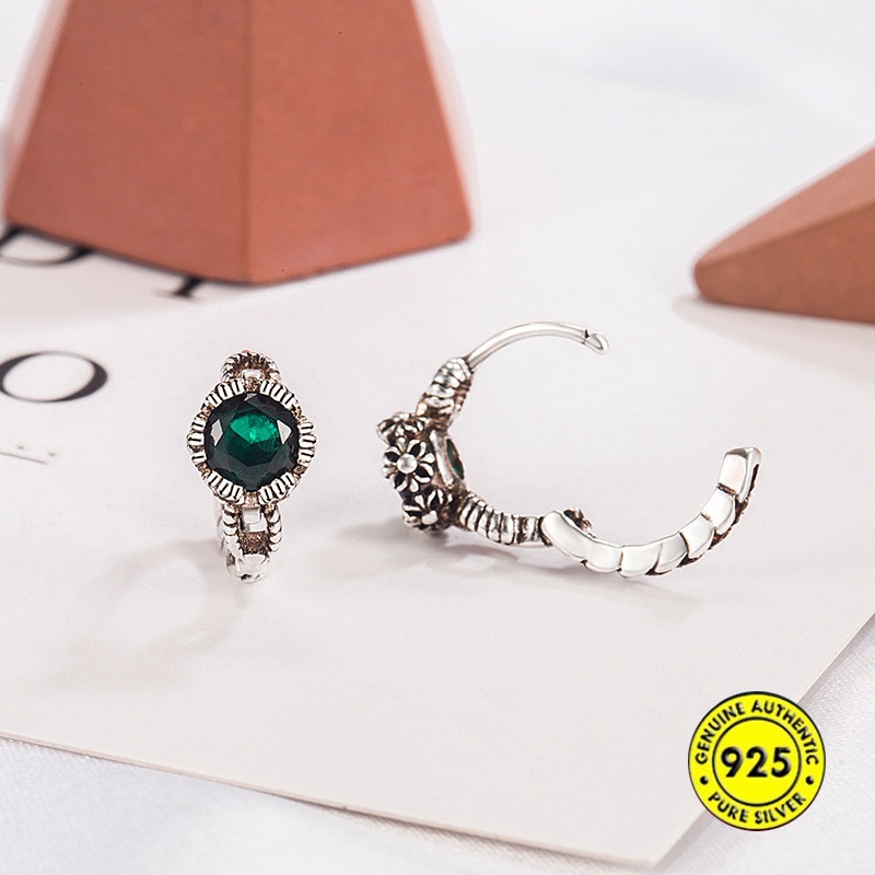 Anting Klip Retro Warna Silver Zaitun Hias Kristal Hijau Untuk Wanita