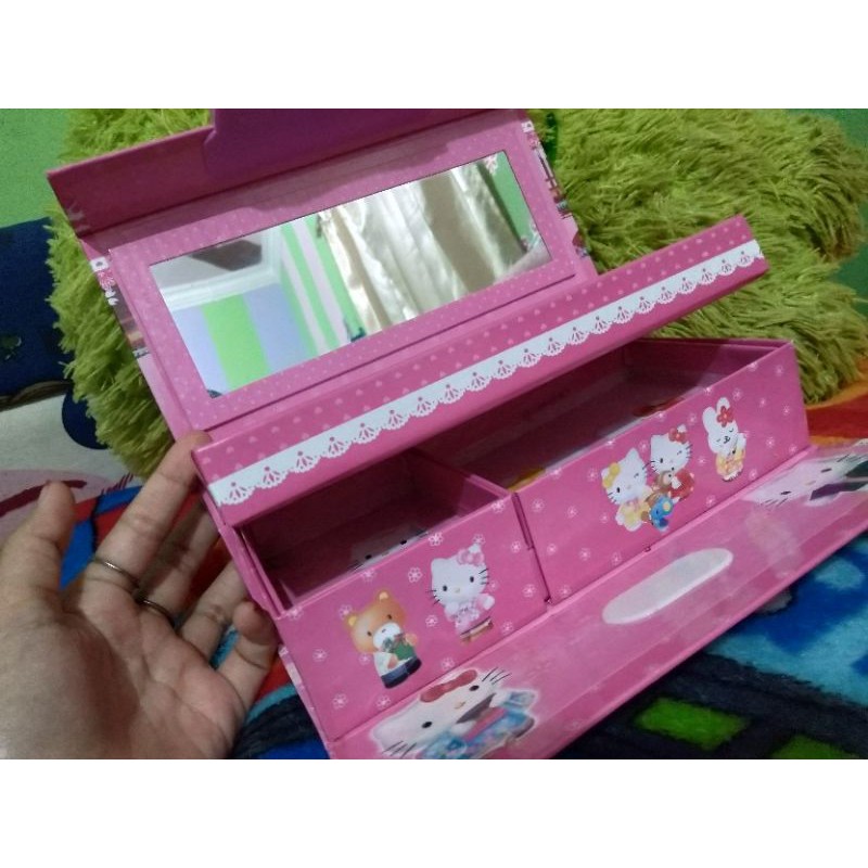 

Tempat Pensil Karakter Anak 3D