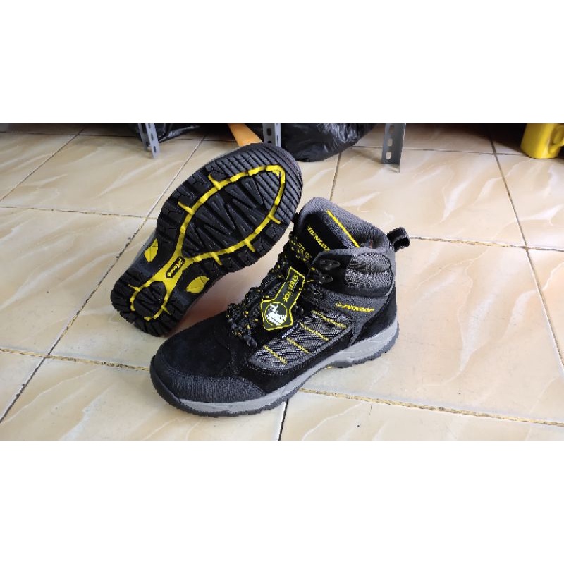safety shoes DUNLOP watterproff