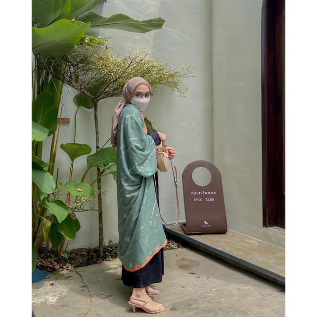 Damaya Multipurpose Scarf | scarf outer | outerwear