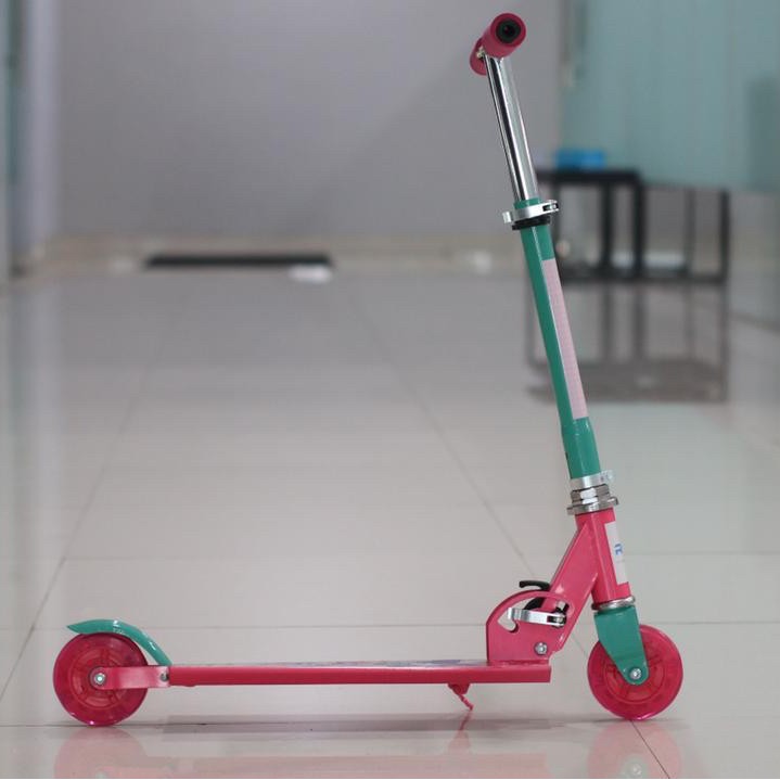 Khusus Exspedisi Skuter Anak Roda 2 & 3  Element RMB SNI & Scooter RD3 D007 Avengers & Frozen Papan Skateboard Murah-Pink