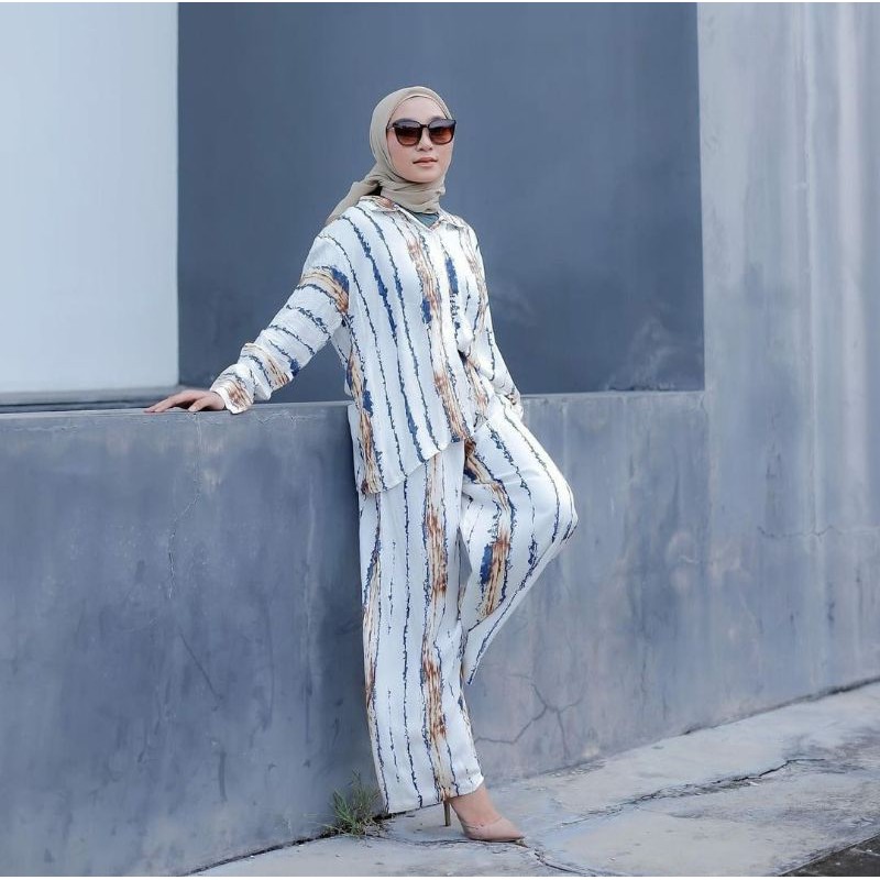 Grosir dan Ecer Baju Setelan Wanita Woody One Set