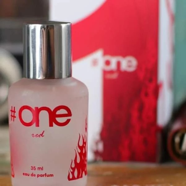 Parfum Body Shop Pria : ONE PARFUM EDP Red 35 ml