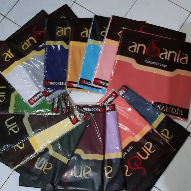 Jilbab Segiempat Rawis Ansania