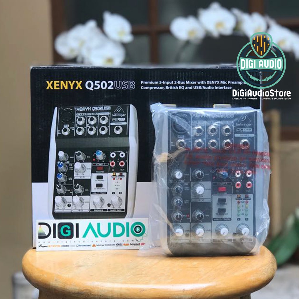 Mini Audio Mixer Behringer Q 502 USB / cocok home recording / Rekaman