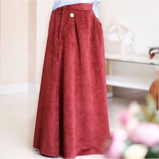 Basic Skirt Corduroy Red Gdas by Ghaida