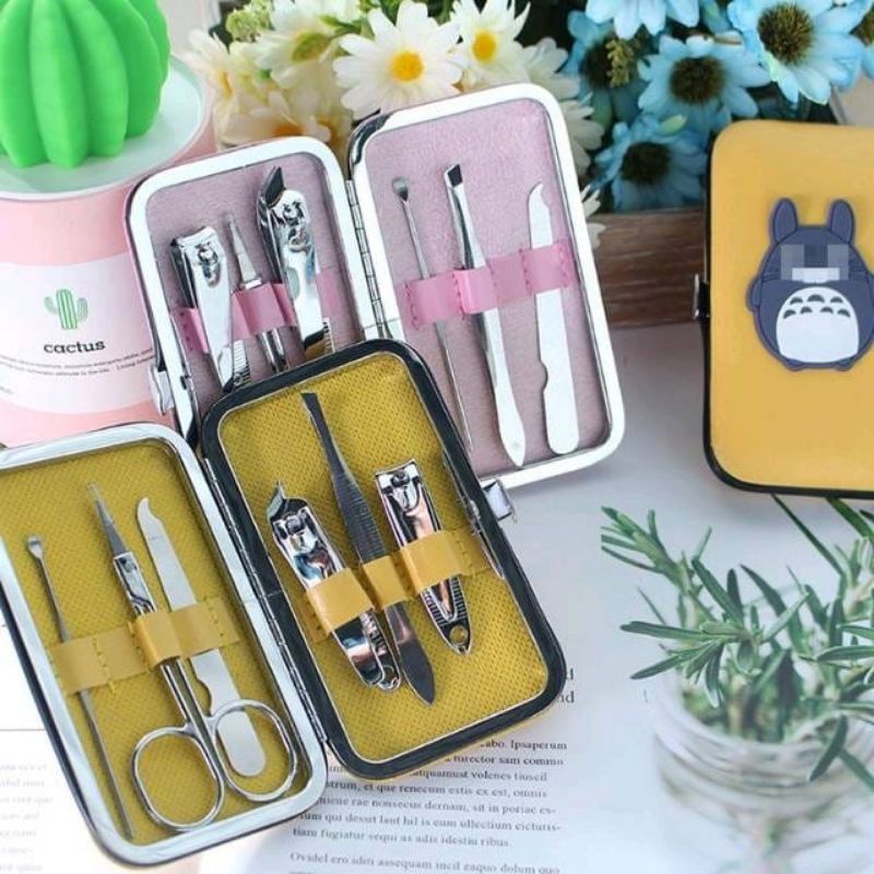 pouch alat-alat menicure pedicure lengkap motif kartun lucu set gunting kuku kartun stainless steel 6in1 serbaguna