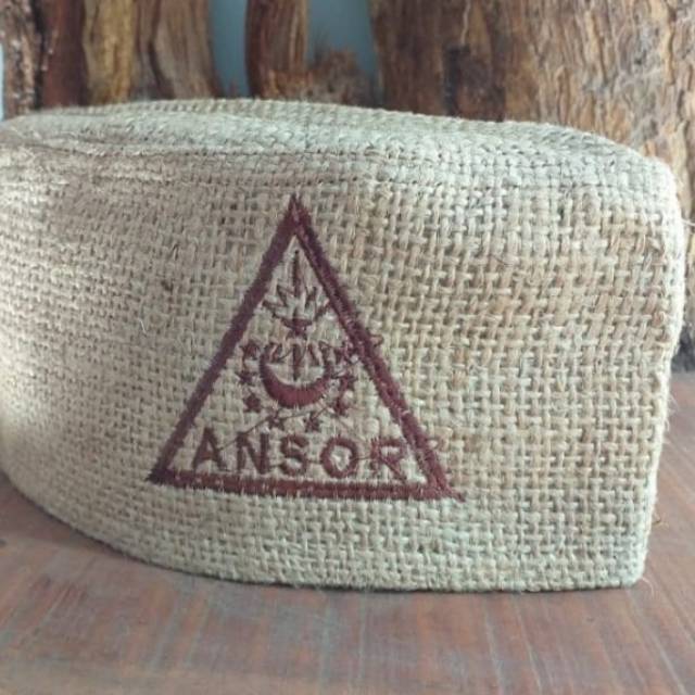 Peci nyeni Ansor ( karong goni)