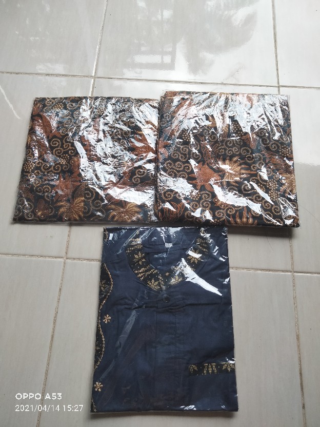 Maura Couple - Sania Ruffle Batik Couple