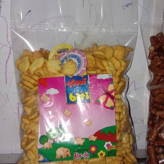 

Tini Wini Biti All Variant Kiloan Asli 300gram 150gram / Snack Kiloan Asli Tini Wini Biti All Variants