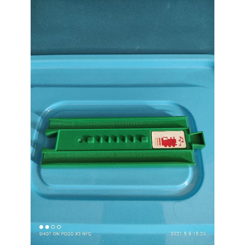 Takara Tomy Plarail Magic Rail Thomas Talk n Action Mainan Kereta