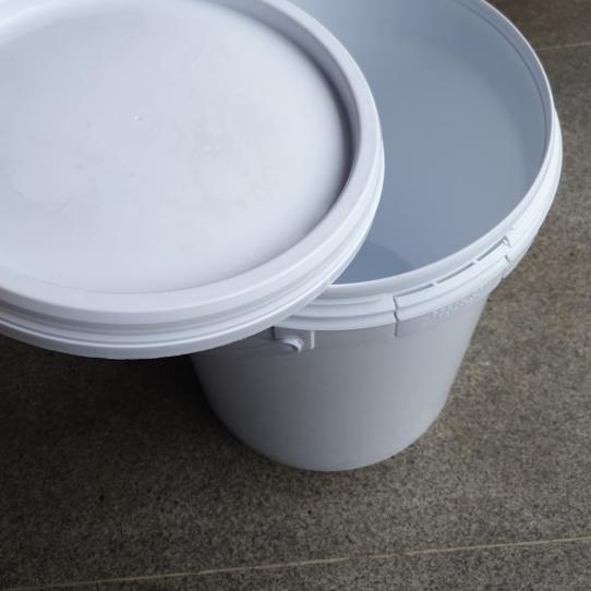 ➪ Pail plastik 20 Liter Ember Plastik 20 liter 25 kg ☁