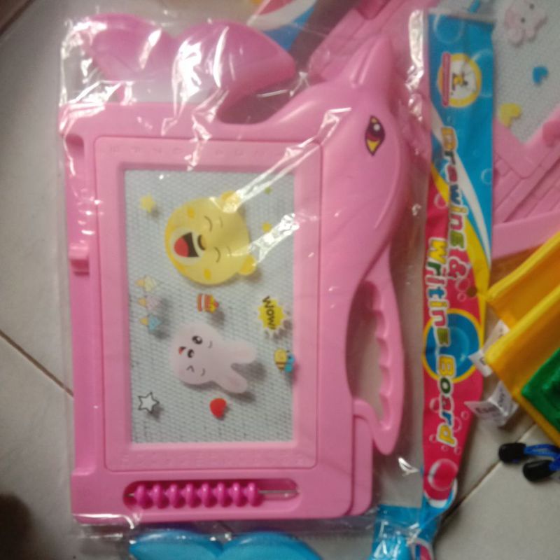 

papan magic dolphin