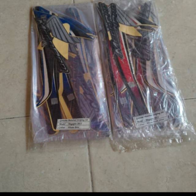 (COD) STICKER STIKER STRIPING LIS LES BODI BODY MEGAPRO MEGA PRO MONO 2011 TANGKI BIRU/TANGKI SILVER