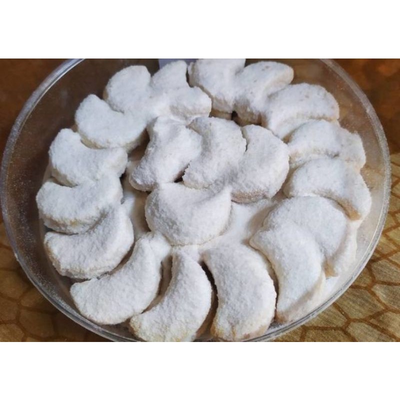 

KUE SALJU