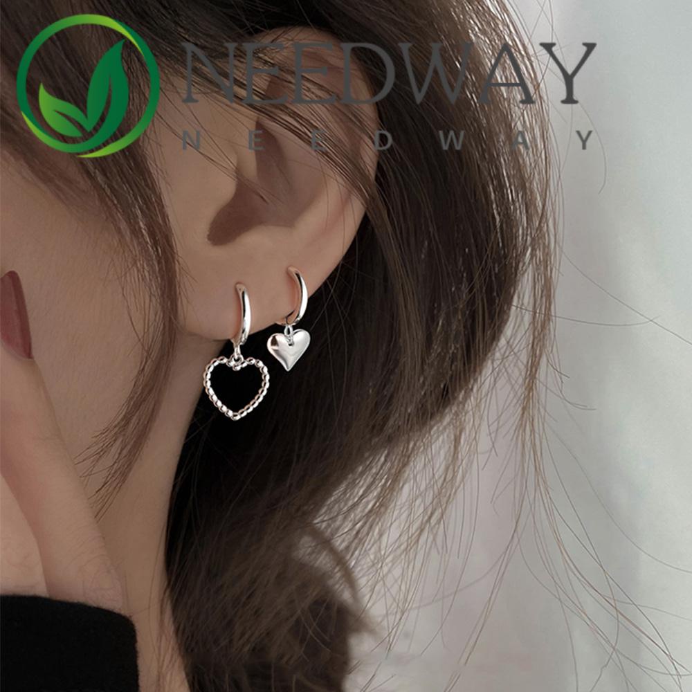 Needway  Accessories Hoop Earrings Women Ear Buckle Heart Earrings Parties Hollow Coper Plating Charm Gifts Asymmetry Heart Women Jewelry/Multicolor