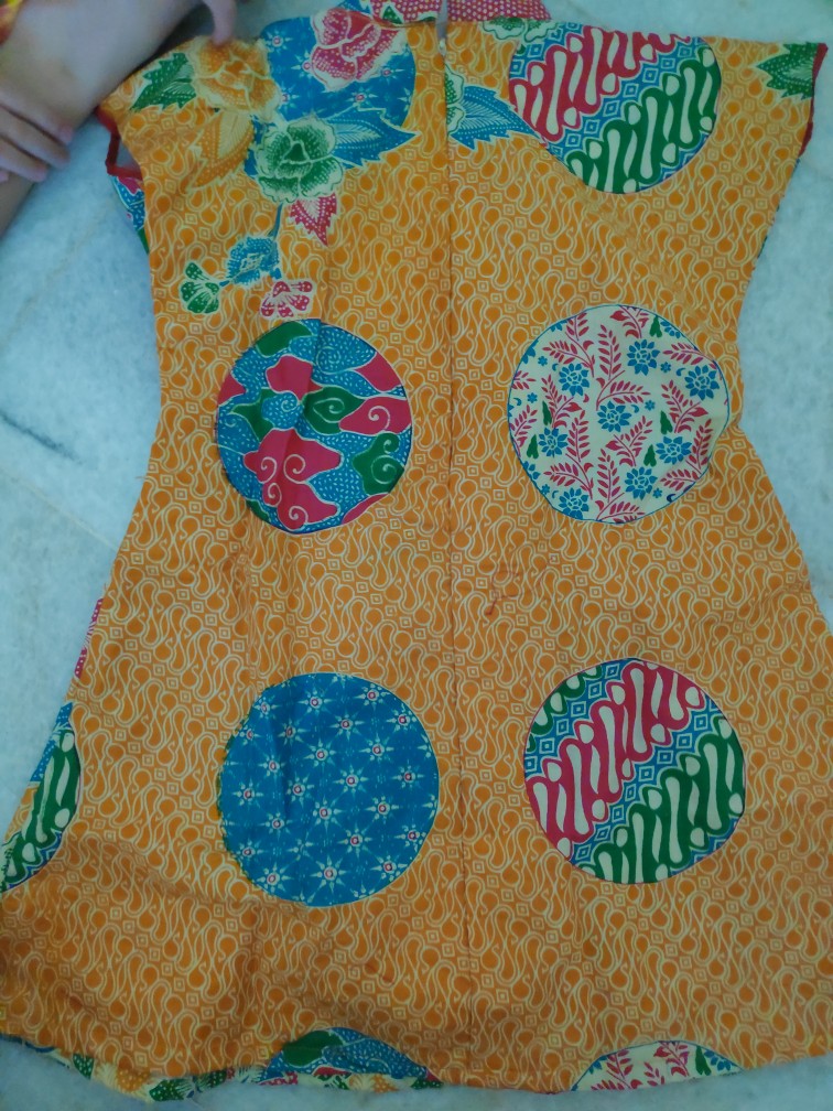 Setelan Batik Anak Aileen