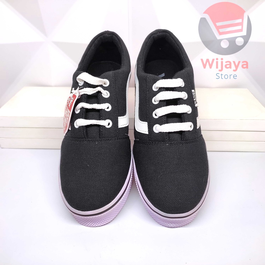 Sepatu Sneaker Vans Old Skool 36-40 - Kets Trendi untuk Wanita dan Pria