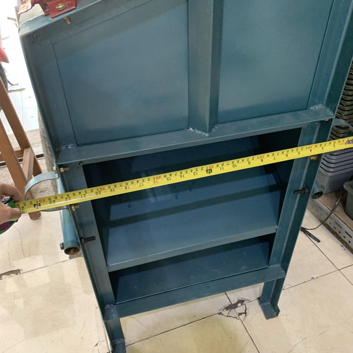 Mesin perontok padi power thresher