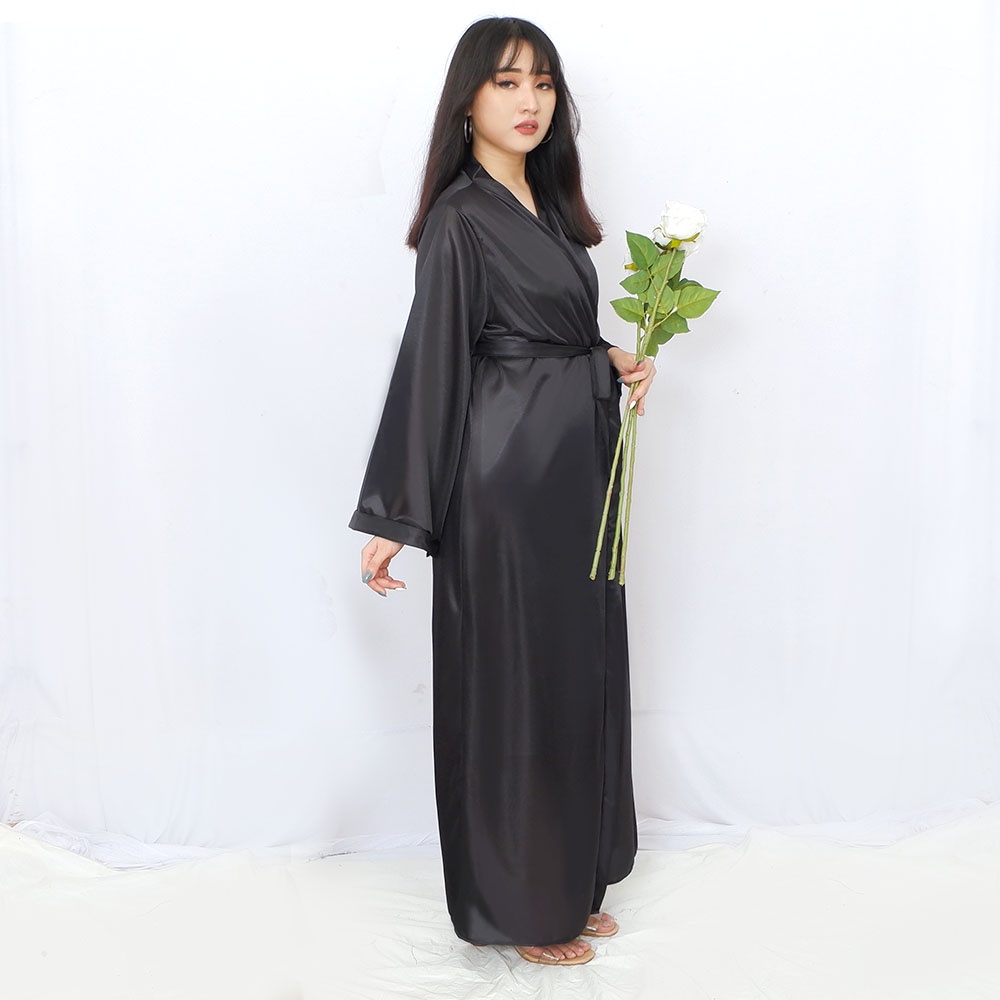 FOLVA kimono panjang satin 1236BKIM Hitam all size