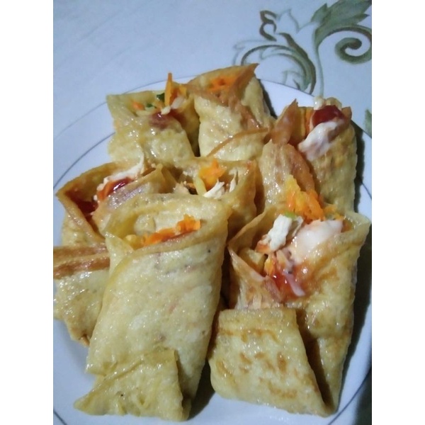 

Risols isi sayur,isi kentang wortel sosis,kentang wortel keju, ada yg frozen Sesuai Pesanan