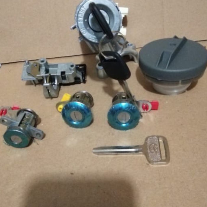 Kunci Kontak Set Kunci Pintu Kunci Laci Kunci Bagasi Kijang Kapsul 7K