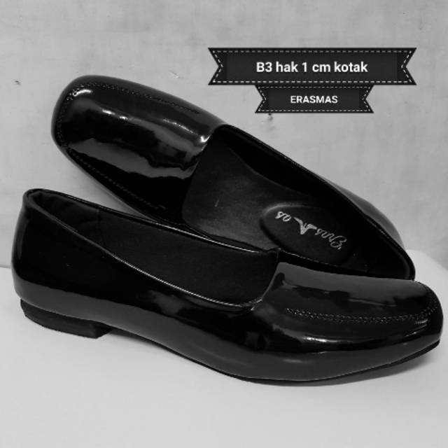 Sepatu erasmas hak 1cm depan kotak kilap