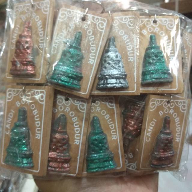 (BISA COD) SATU SET SOUVENIR GANTUNGAN KUNCI CANDI BOROBUDUR TEMPEL FIBERGLASS STUPA ISI 20 PCS