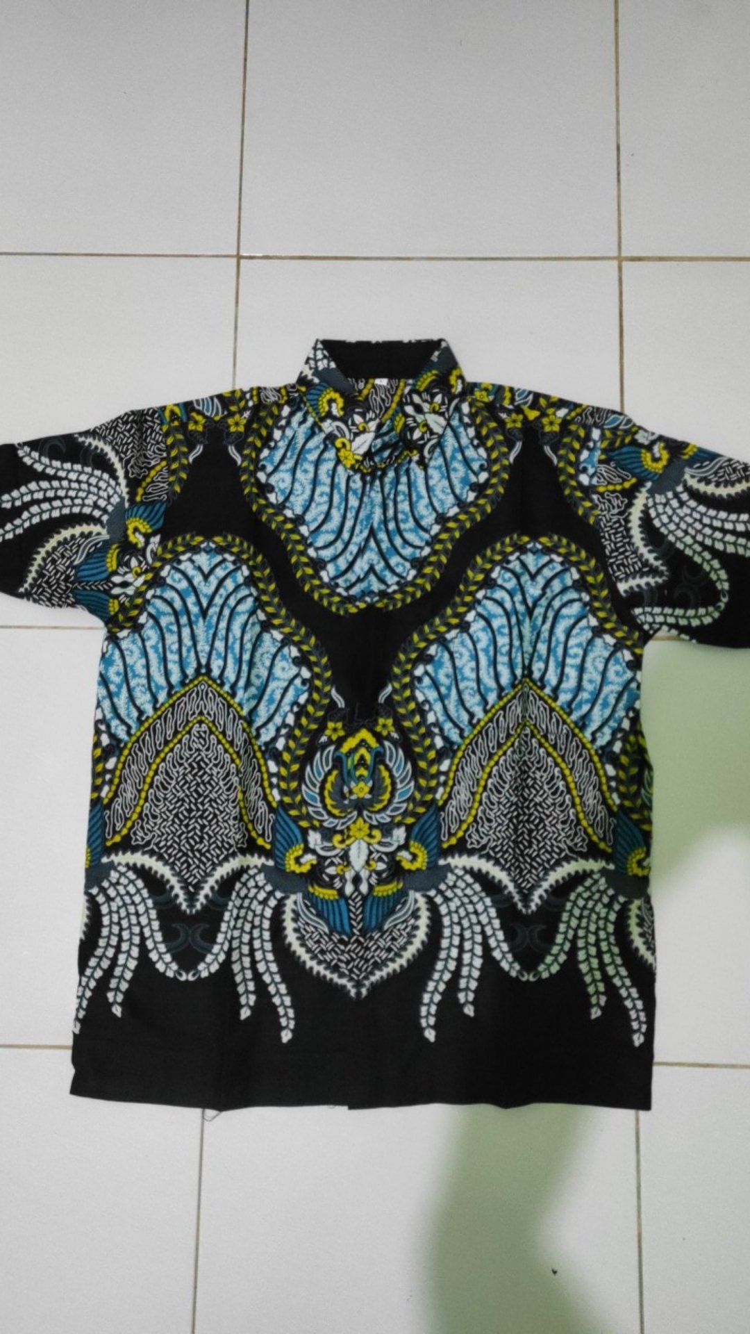 Kemeja Modern Tosca Batik Lengan Pendek Pria Cowok Kantor Kerja Formal Jumatan Pesta Kondangan