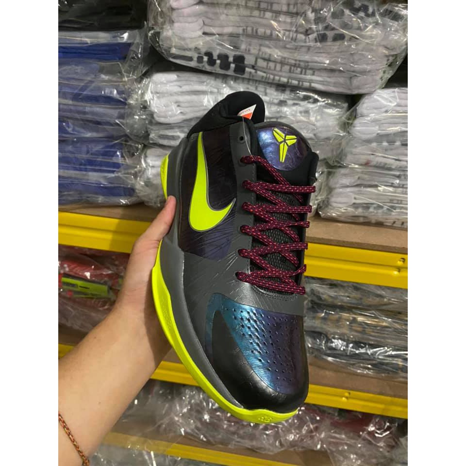 kobe v size 11
