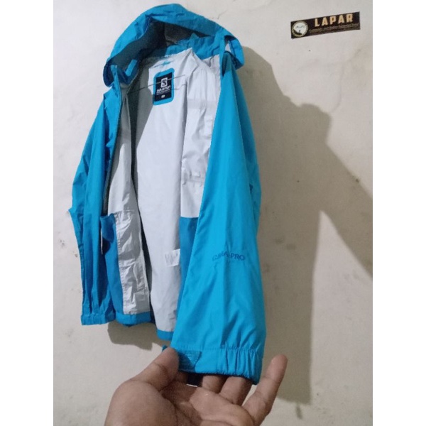 jaket gunung SALOMON