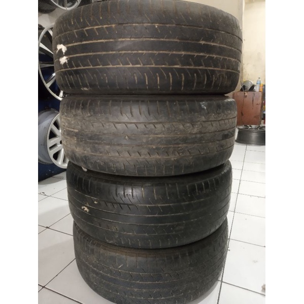 velg mobil bekas murah ring 17 plus ban kondisi 60% baut 5x114 warna putih