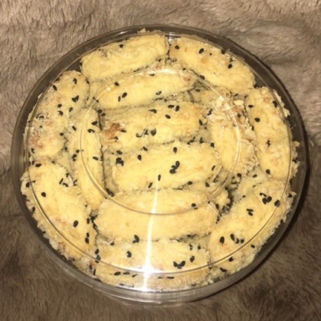 

Kue Bangkit Homemade 500gr (Kue Lebaran / Tahun Baru)