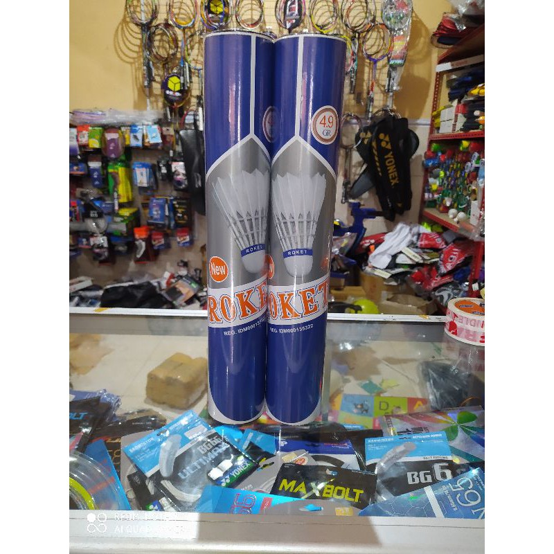 Shuttlecock Badminton Roket biru