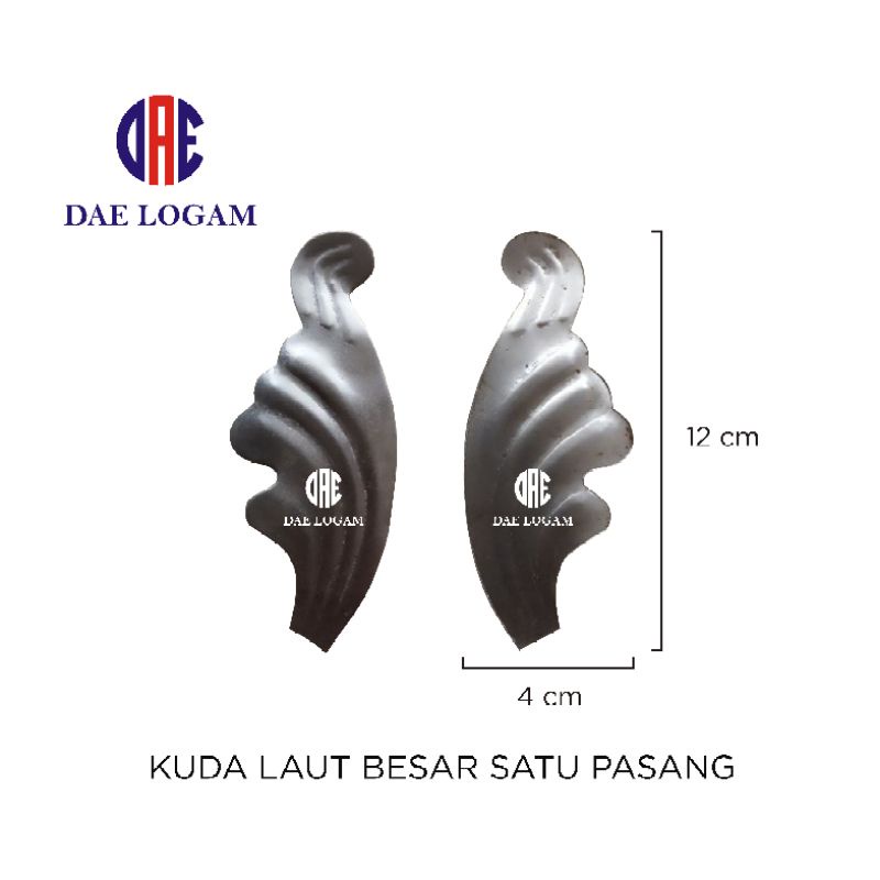 Ornamen / Aksesoris Pagar Besi Kuda Laut Besar Satu Pasang