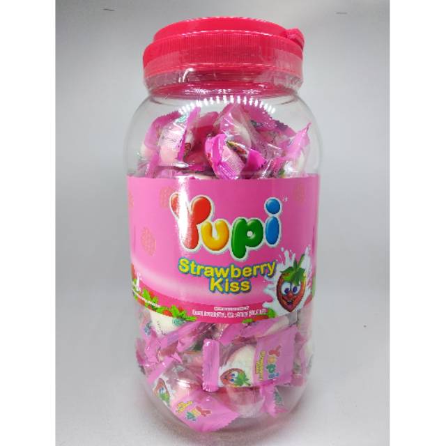 

Yupi strawberry kiss