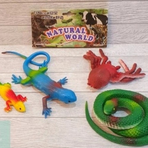 Mainan Anak Figure Binatang Natural World Bahan Karet