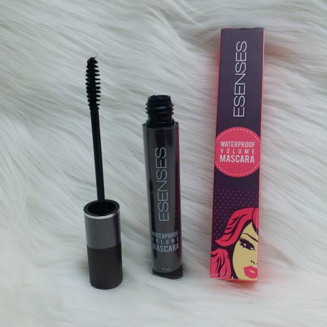 MASCARA ESENSES WATERPROF // Lipp Serum Esenses