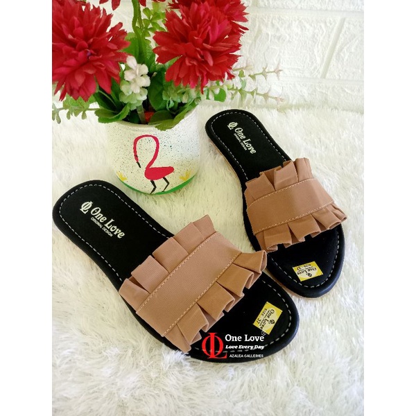 Sandal Nonslip one love original, sandal wanita flat, sandal one love flat, sandal slip on one love,