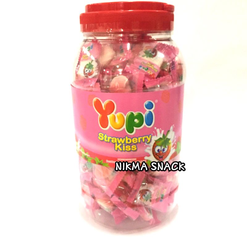 

PERMEN YUPI TOPLES RASA STRAWBERRY/ Strawberry kiss/ yupi strawberry 300gr