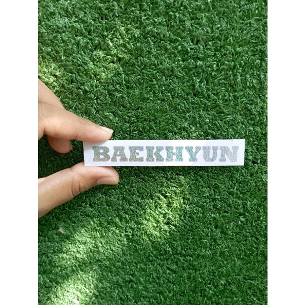 

stiker hologram nama idol exo