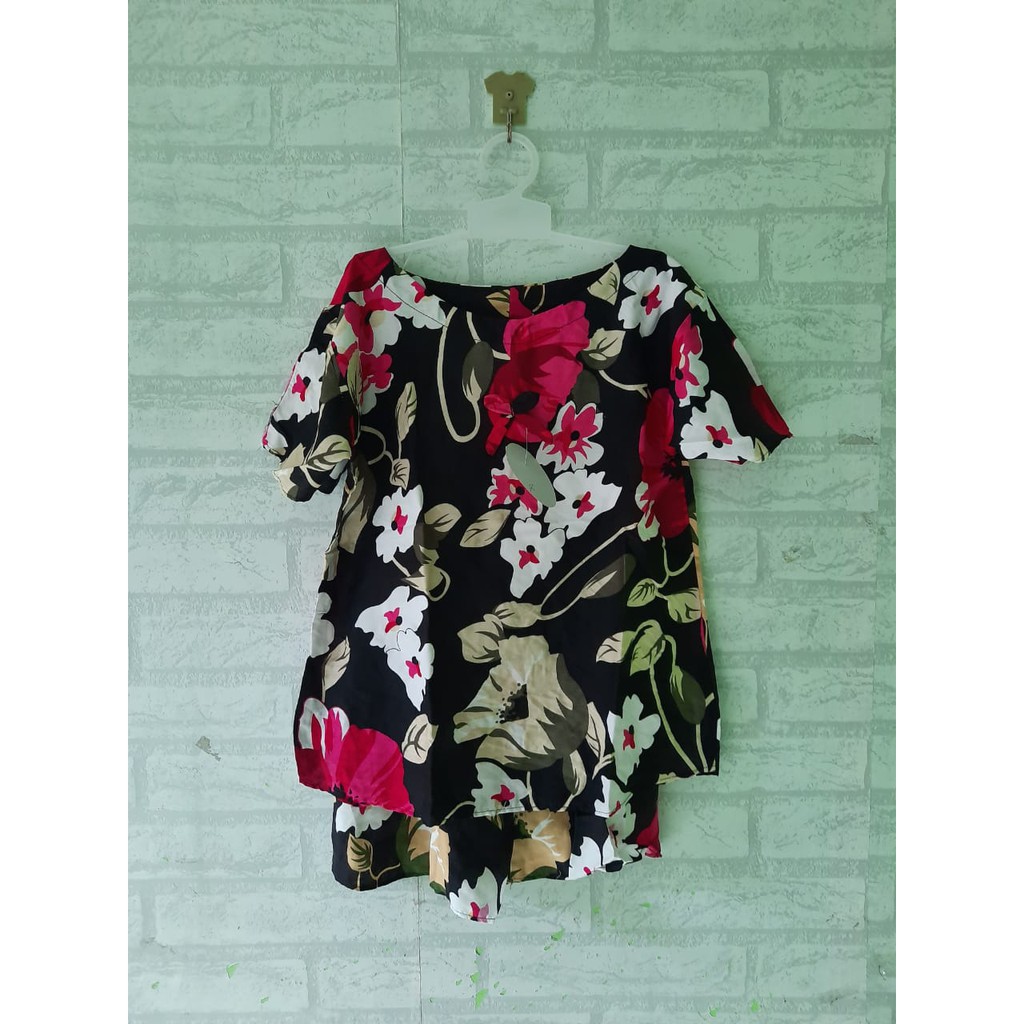 setelan piyama batik anak size S (5-6 th)