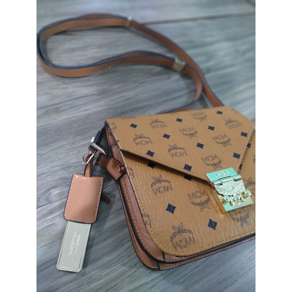 tas celine dan mcm second